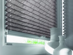 Как установить шторы плиссе